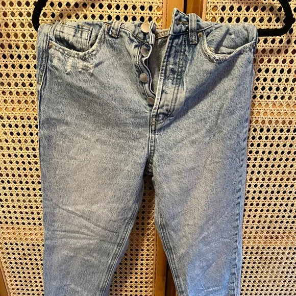 stradivarius jeans mom asos